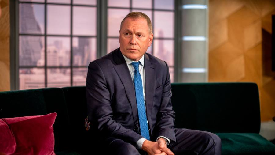 Il capo del fondo norvegese mette in guardia a Davos sui rendimenti "molto, molto bassi" per le azioni