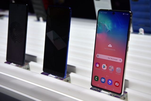 Still Kicking: The Galaxy S10 Lite Just Received a New Update