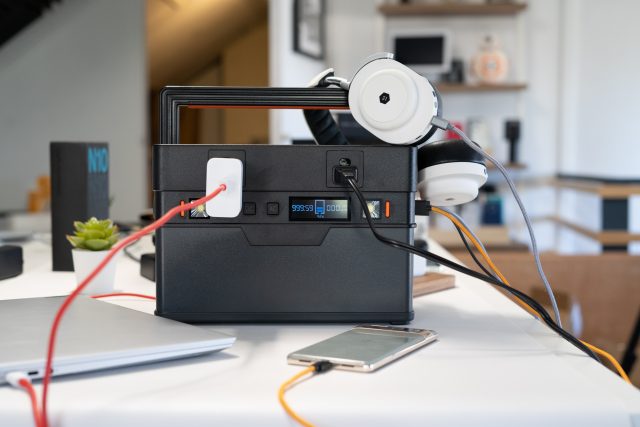 ALLPOWERS’ S700 power station has all the power you’ll need