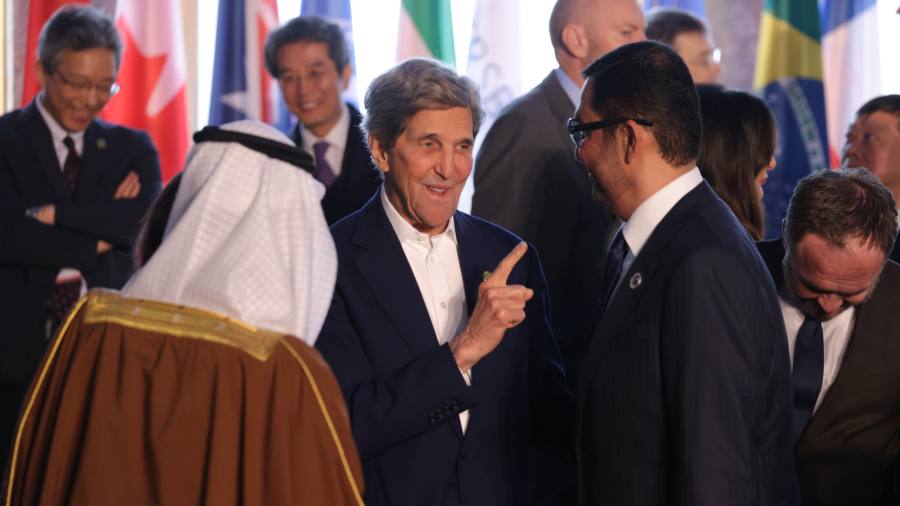 Kerry e Gore evidenziano un divario climatico emergente