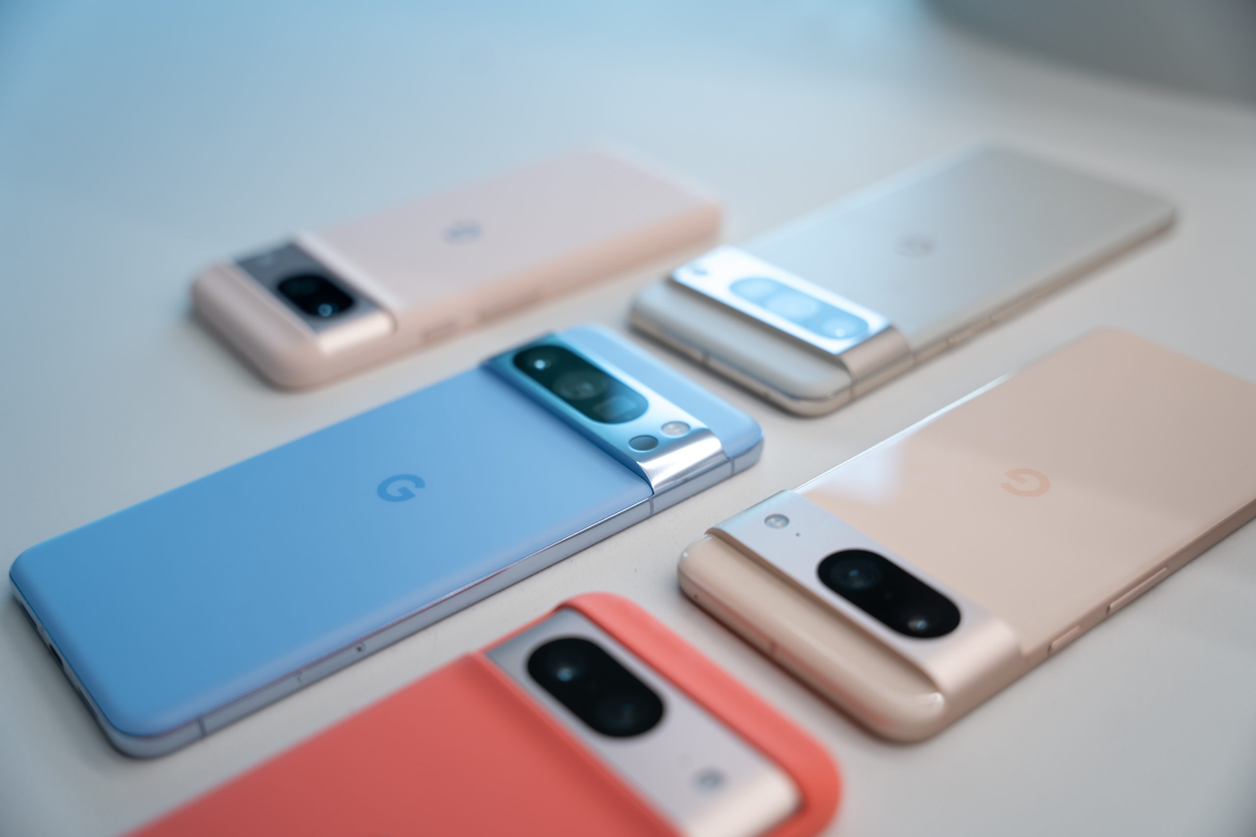 Pixel 8 Pro sta per acquisire una serie di nuove funzionalità basate sull'intelligenza artificiale