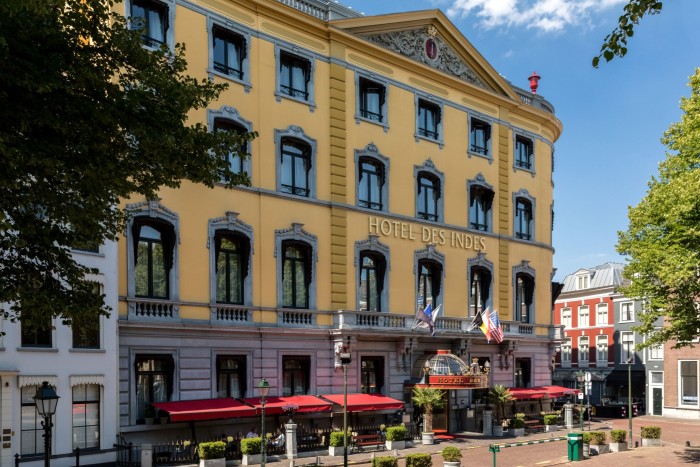 L'esterno dell'Hotel des Indes