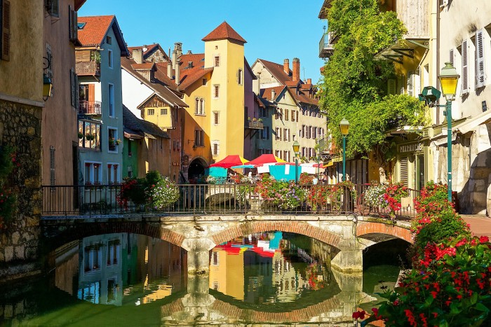 Edifici lungo il Canal du Thiou, Annecy