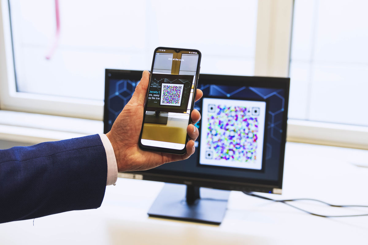 Questa tecnologia wireless potrebbe presto facilitare i trasferimenti di file senza rete