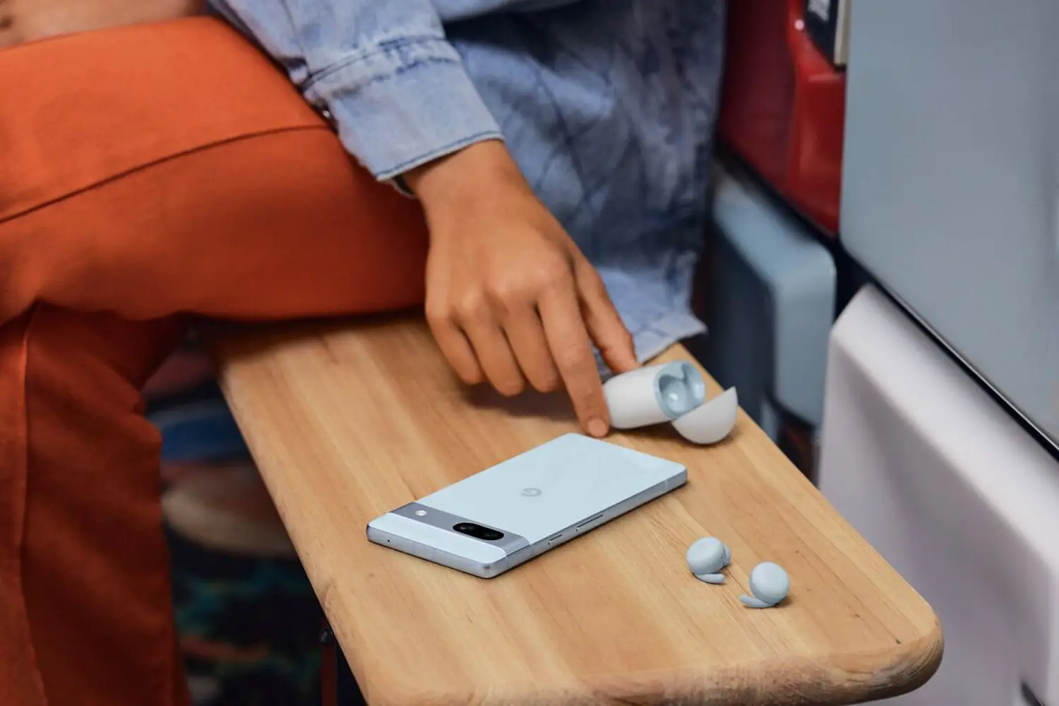 Emergono altre specifiche Pixel 8a: display a 120 Hz, Tensor G3 e funzionalità di uscita display