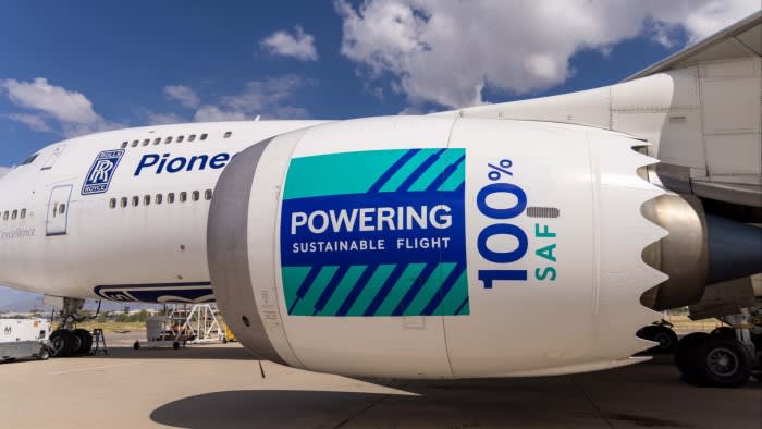 Il Regno Unito impone obiettivi di carburante sostenibile alle compagnie aeree