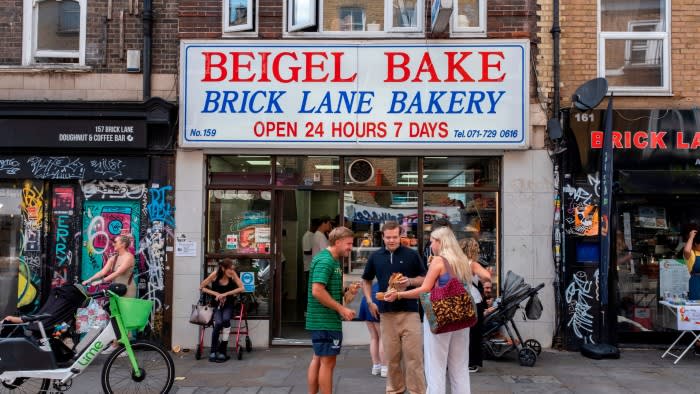 La chiusura di Beigel Shop lascia un vuoto nell'East End di Londra