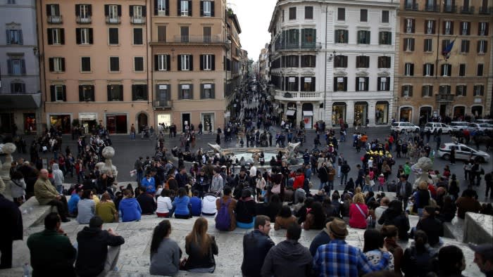 La domanda delle famiglie per il crollo del debito italiano