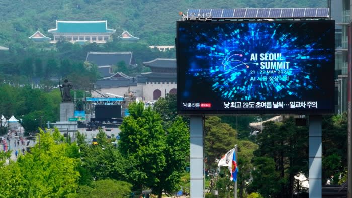 Le principali aziende tecnologiche firmano impegni sulla sicurezza dell’IA