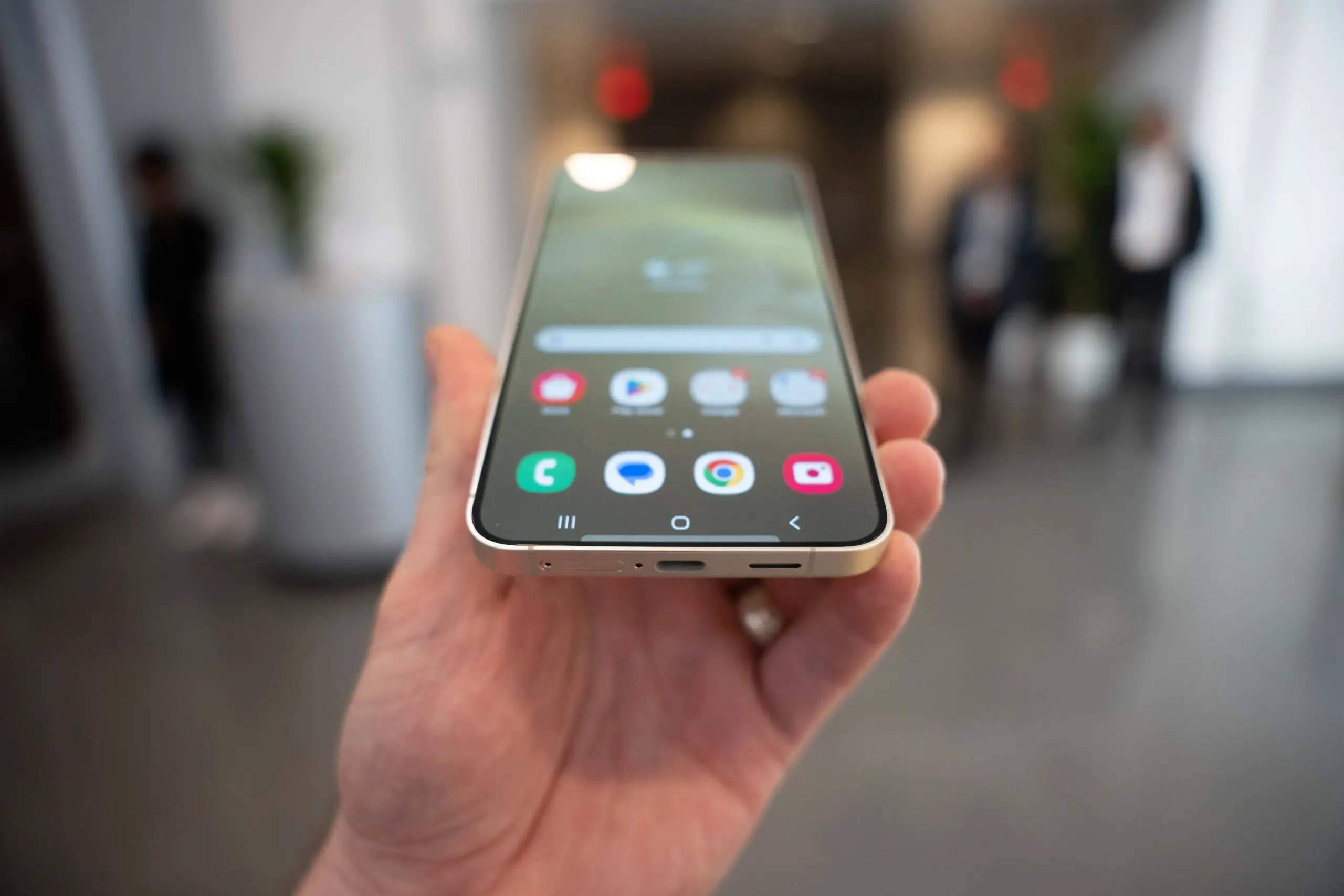 Samsung inizia a lavorare su One UI 7.0 per il Galaxy S24