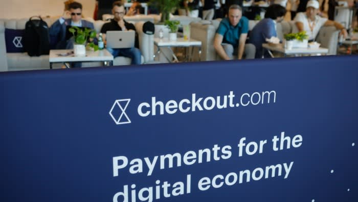 Il dirigente senior della società di pagamenti britannica Checkout.com se ne andrà