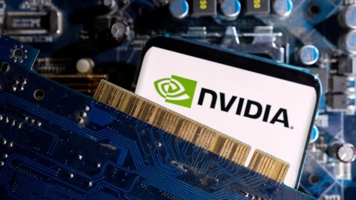 La capitalizzazione di mercato di Nvidia aumenta di 350 miliardi di dollari in un contesto di "gamma squeeze"