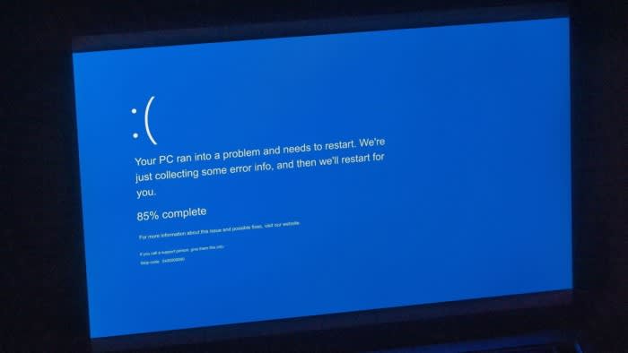 L'interruzione globale dell'IT potrebbe richiedere settimane per essere risolta, avvertono gli esperti