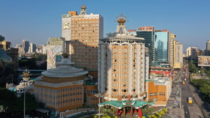 Il centro del gioco d'azzardo Macao adotta una linea dura nei confronti dei trader di valuta senza licenza
