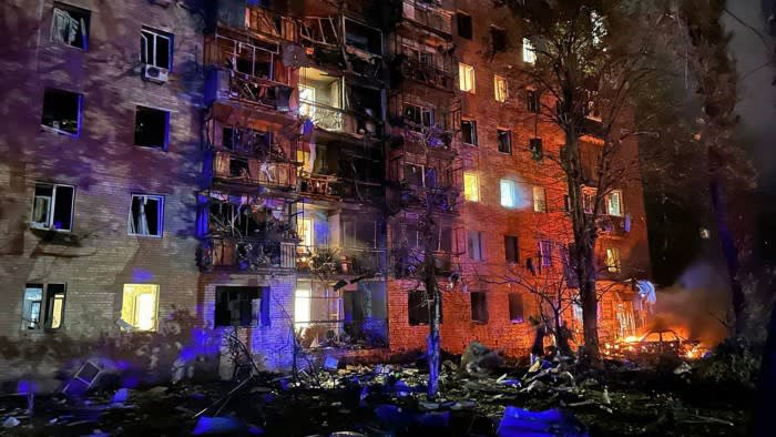 La Russia evacua la seconda area di confine mentre l'Ucraina prosegue con l'incursione