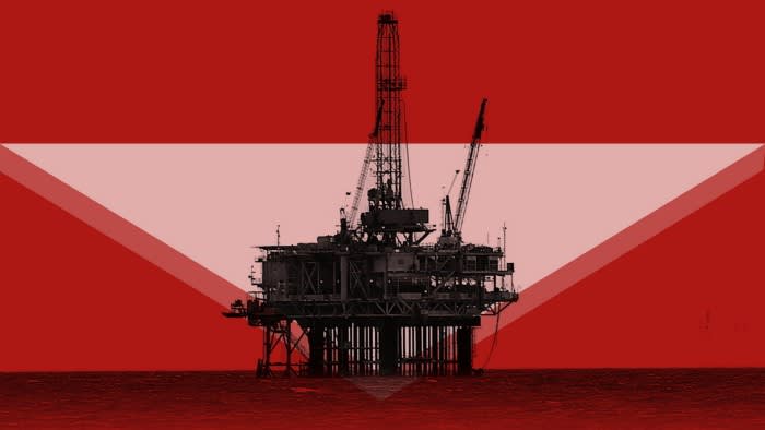 Il petrolio greggio tocca il livello più basso dal 2021, mentre l'Opec ritarda gli aumenti della produzione