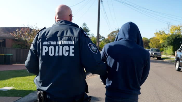 La polizia globale smantella l'app di messaggistica criptata utilizzata dai criminali