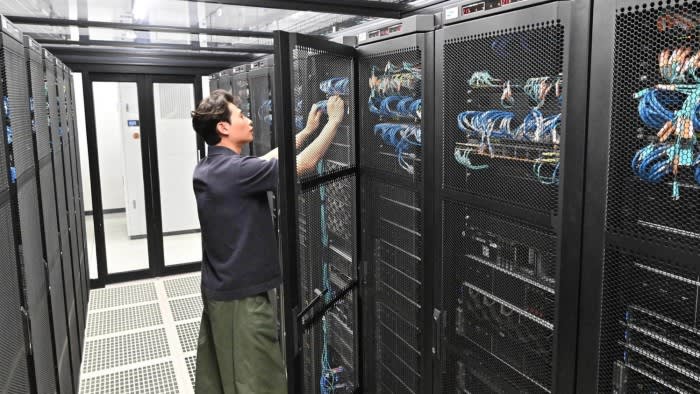 Gli investitori si rivolgono ai data center per trarre vantaggio dal boom dell’intelligenza artificiale