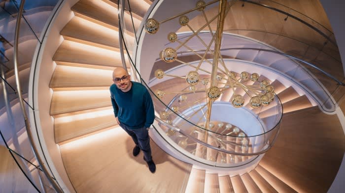 Il gruppo di ricerca farmaceutica guidato da Demis Hassabis accelera la spesa per “risolvere” le malattie