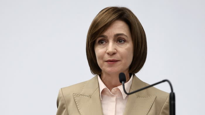 Il presidente della Moldavia condanna l'"assalto" alla democrazia perché il voto sull'UE è troppo vicino per essere convocato