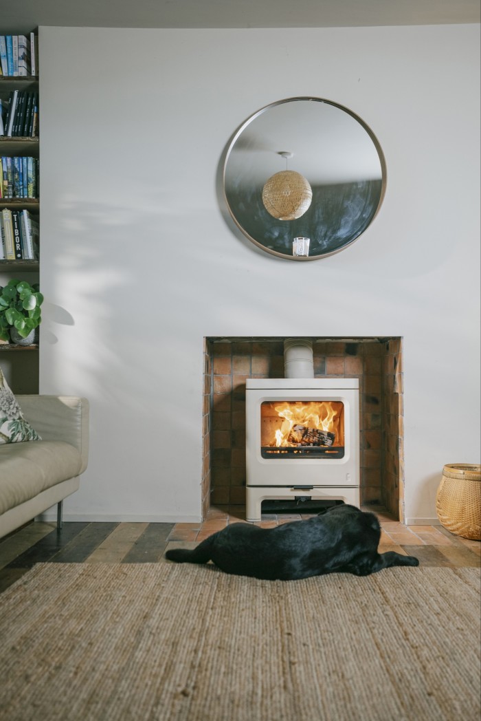 Stufa Charnwood Skye E700, da £ 3.594