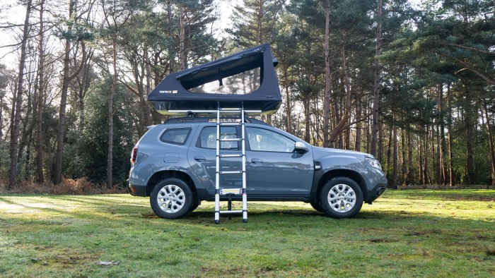Una fantastica tenda da tetto e altri quattro gadget pieghevoli