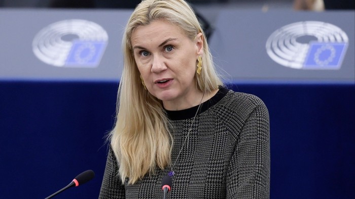 Kadri Simson speaks at the European parliament