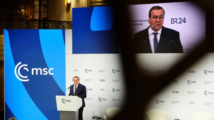 Fine di un'era? La Germania in disordine mentre gli Stati Uniti rimproverano più fermi europei alleati