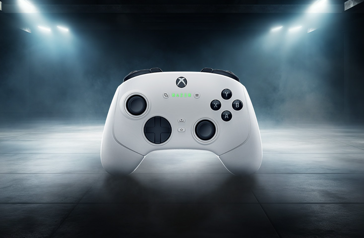 I controller Wolverine V3 di Razer sono ora disponibili in bianco