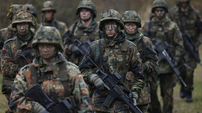 L'esercito tedesco fatica a rendere le reclute di Gen Z "Ready for War"