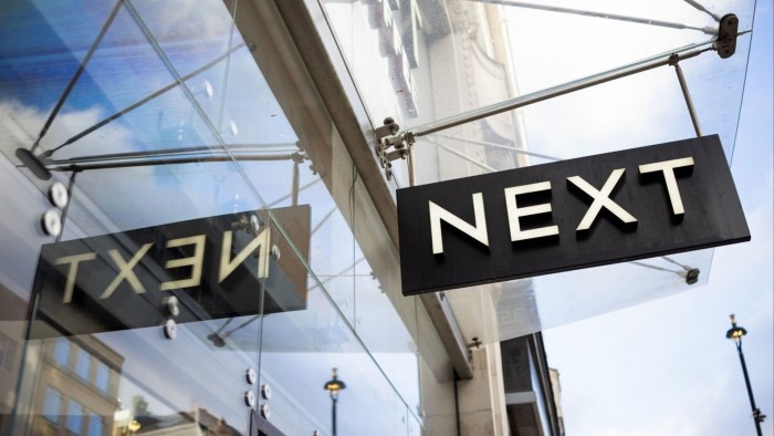 Affari dei direttori: il prossimo esecutivo incassa