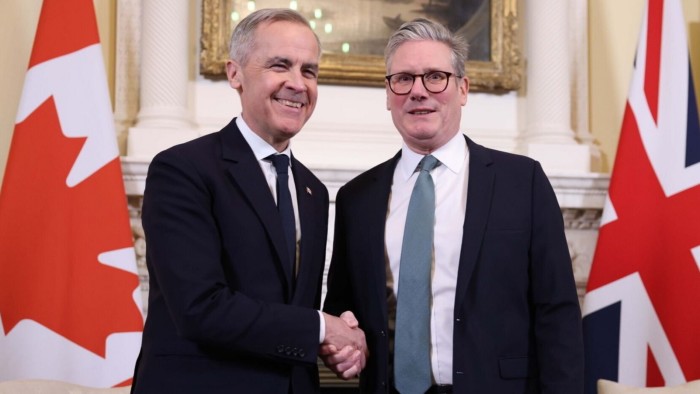 Mark Carney, Canada’s prime minister, and Keir Starmer, UK prime minster