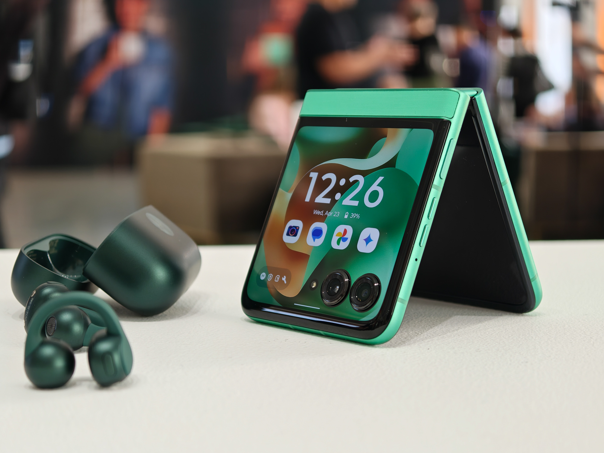 Motorola Edge 70 Suggerimenti per le perdite al design ultra-sottile: la società ritorna alle sue radici