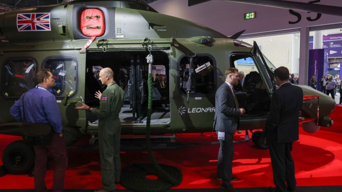 Il Regno Unito offre l’1% della richiesta di 6,7 miliardi di euro di Bruxelles per aderire al fondo per la difesa dell’Ue