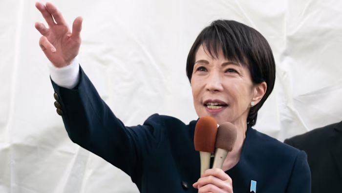 Lo yen si stabilizza mentre Sanae Takaichi avvia la campagna elettorale in Giappone