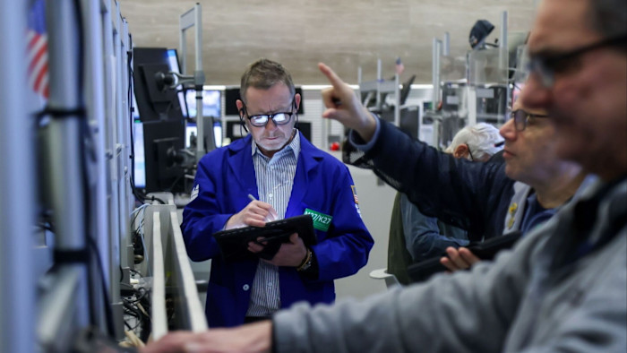 I titoli bancari statunitensi si avviano verso il calo più consistente dalle turbolenze del mercato di aprile