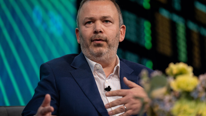 L'hedge fund Saba si offre di acquistare quote dei fondi Blue Owl con un forte sconto