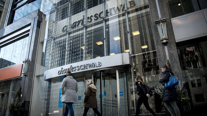 Le azioni di intermediazione statunitensi scivolano nell’ultima svendita guidata dal nuovo strumento di intelligenza artificiale