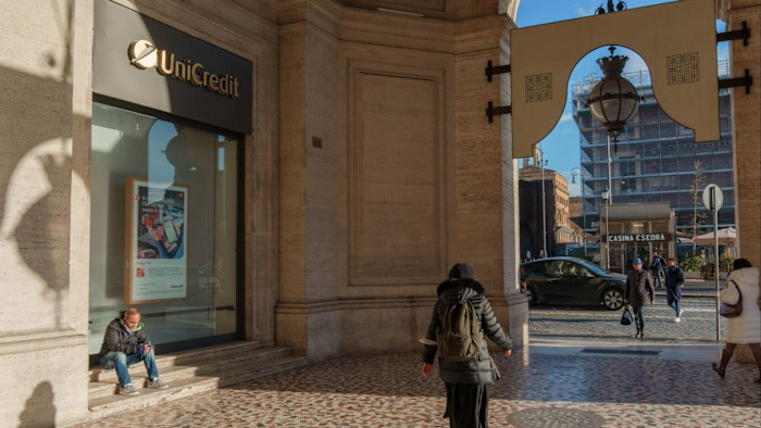 Le partecipazioni di UniCredit nei rivali europei aumentano i suoi profitti