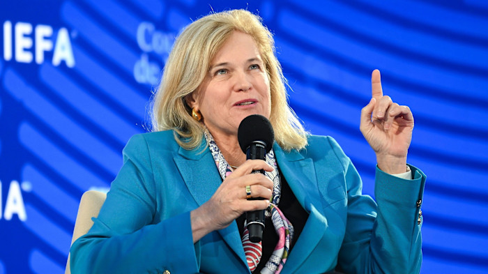 L’intelligenza artificiale minaccia le società di software aziendale, afferma il CEO di Franklin Templeton