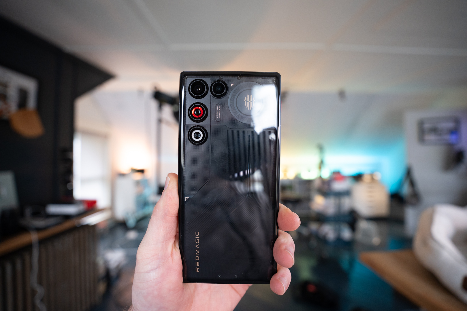 Il Redmagic 11 Air dimostra che i telefoni da gioco non devono essere necessariamente mattoni