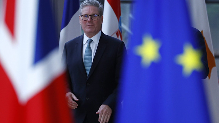 Il reset di Starmer tra Regno Unito e UE soffre di “mancanza di direzione”, avvertono i parlamentari