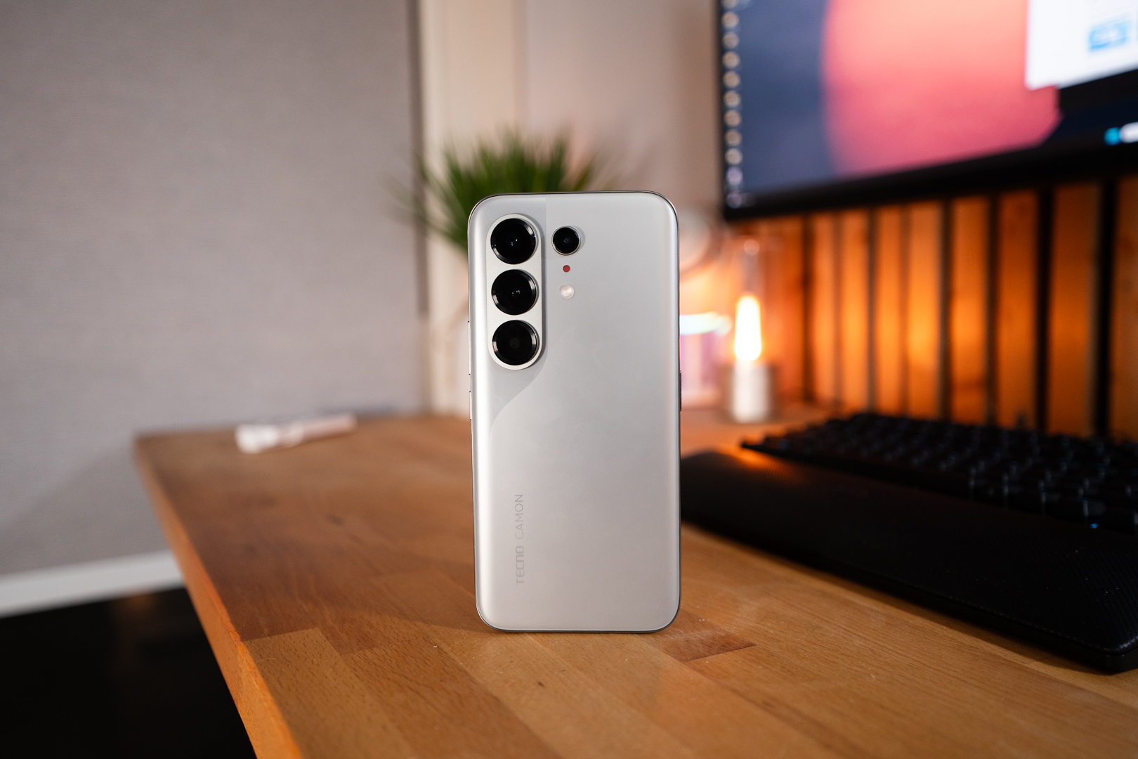 Tecno Camon 50 Ultra: oltrepassare i confini