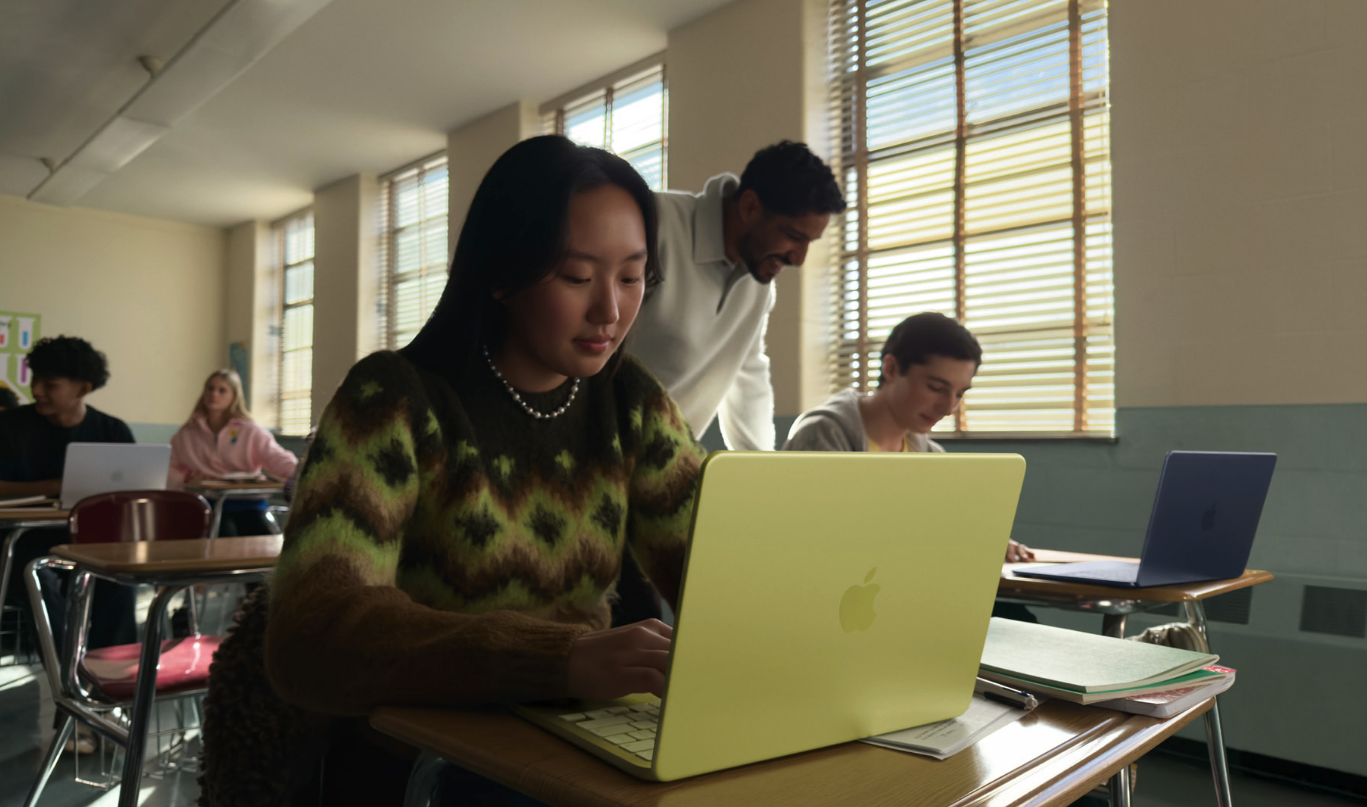 MacOS ha finalmente un vero assistente AI grazie a Google Gemini