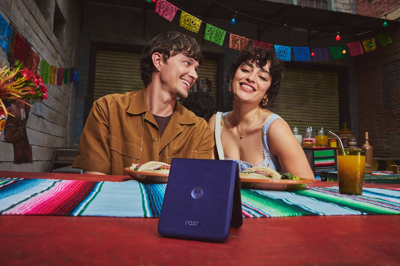 Motorola Razr 2026 è ufficiale e il modello base ha ottenuto la migliore luminosità