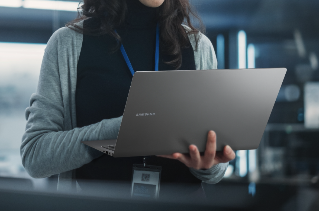 Samsung presenta il Galaxy Book6 Enterprise Edition