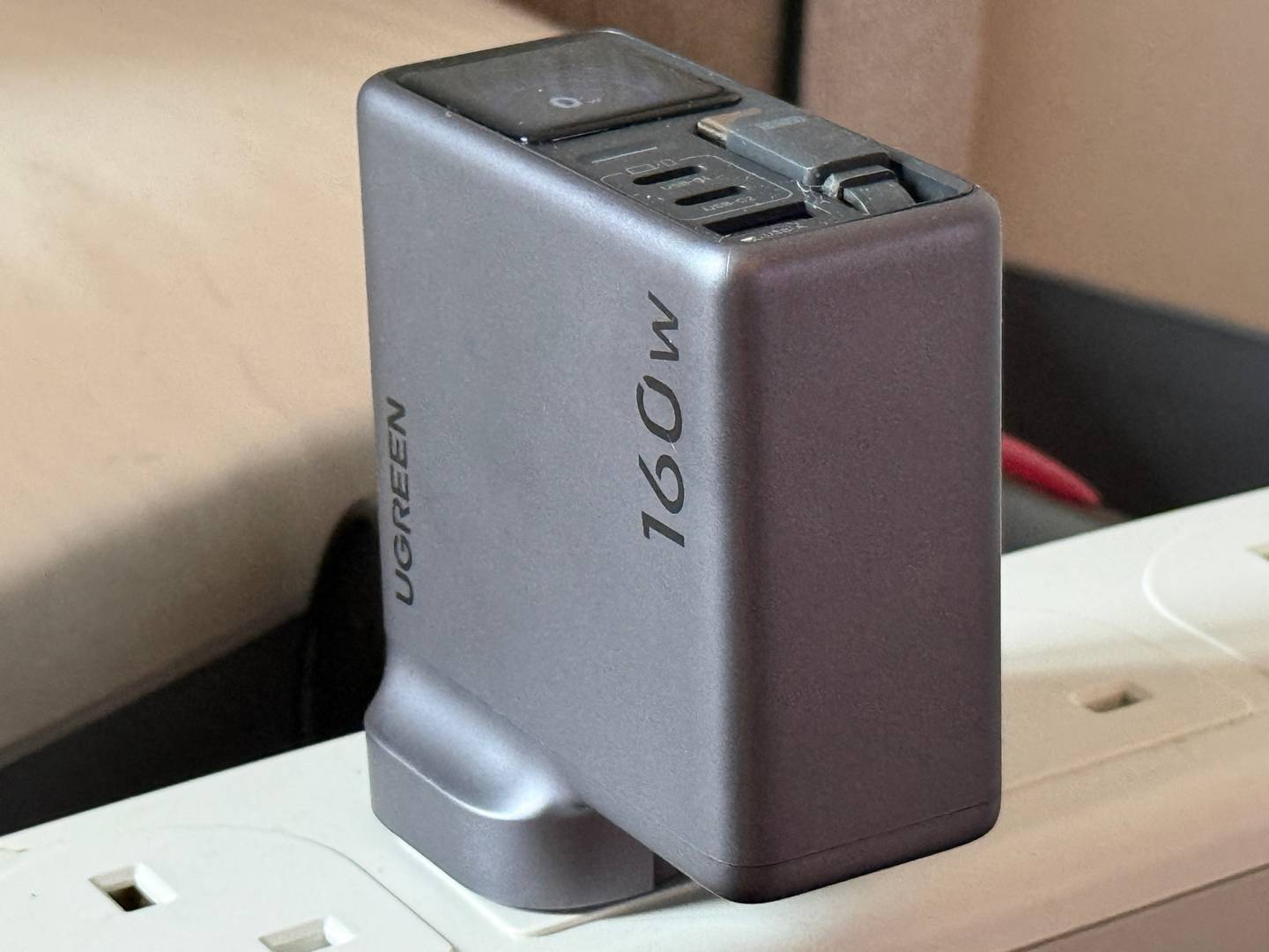 Ho sottoposto il caricabatterie da 160 W di UGREEN a un'intera settimana di utilizzo reale