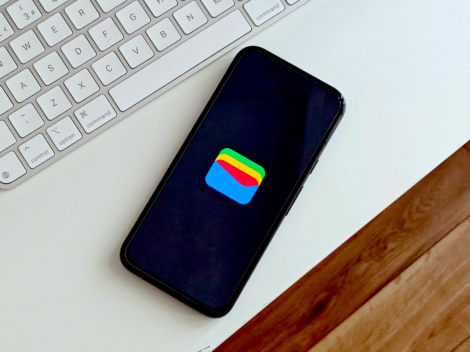 Google vuole combattere le truffe fintech con la verifica obbligatoria in Nord America